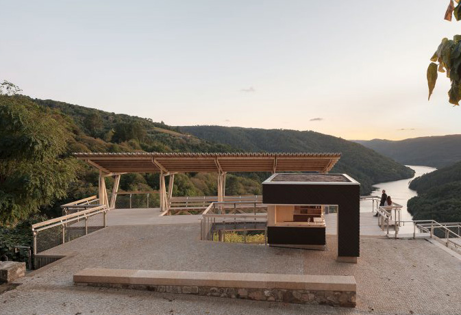 Mirador da Cova, madera sostenible Accoya®